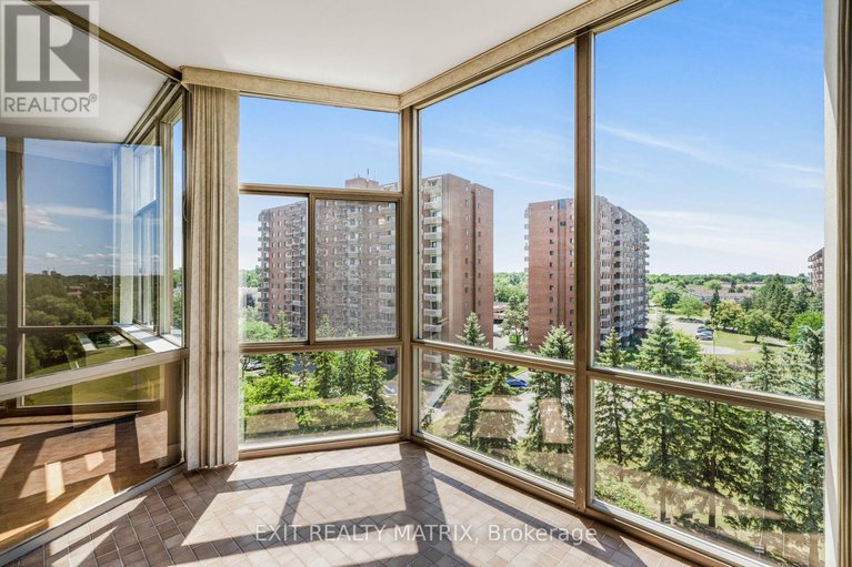 28647824/705-2759-carousel-crescent/emerald-woodssawmill-creek/ottawa/ontario/K1T2N5_13
