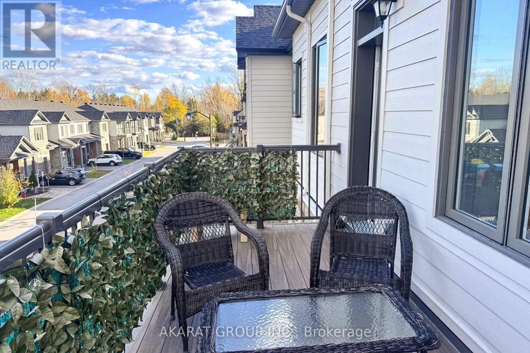 29112778/g-725-dearborn-private/blossom-parkkemp-parkfindlay-creek/ottawa/ontario/K1T0W4_26