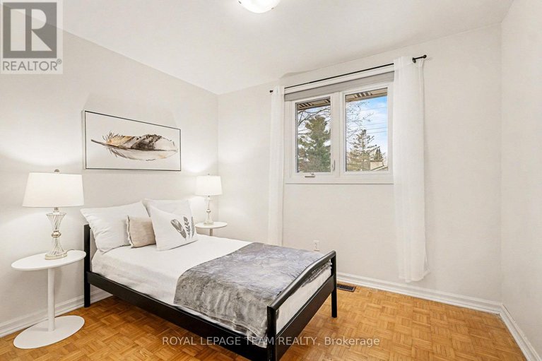 29120635/106-snowbird-lane/fitzroy-ward-south-east/ottawa/ontario/K0A2H0_17