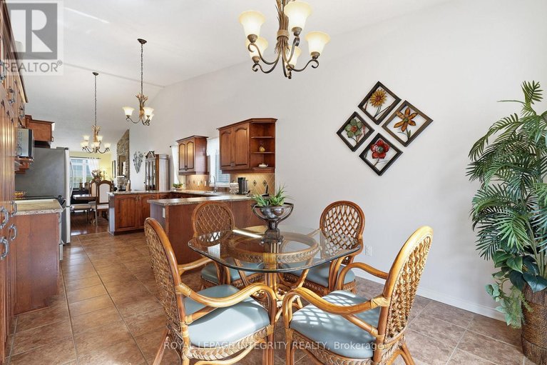 29471840/460-jasper-crescent/town-of-rockland/clarence-rockland/ontario/K4K0C7_17