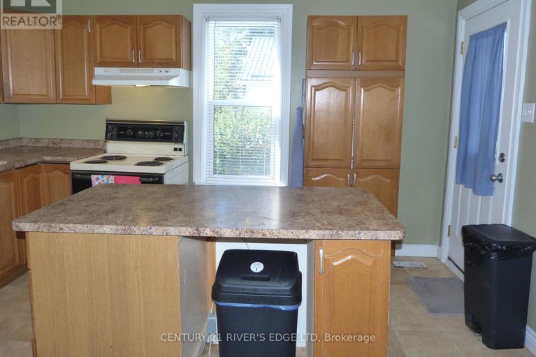 29172384/453-may-street/winchester/north-dundas/ontario/K0C2K0_9