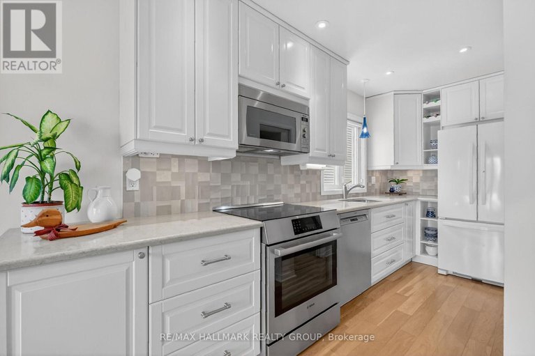 29413276/9-forsyth-lane/crystal-beach/ottawa/ontario/K2H9H1_25