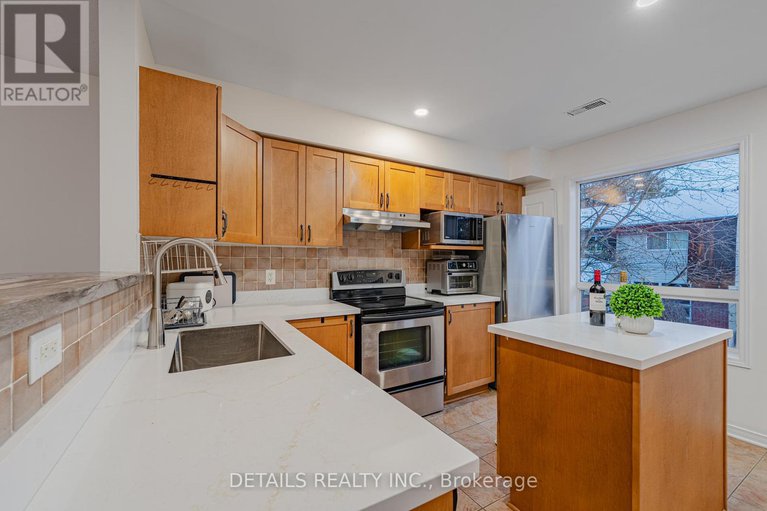 29374980/20-376-wiffen-private/westcliffe-estates/ottawa/ontario/K2H1G4_22