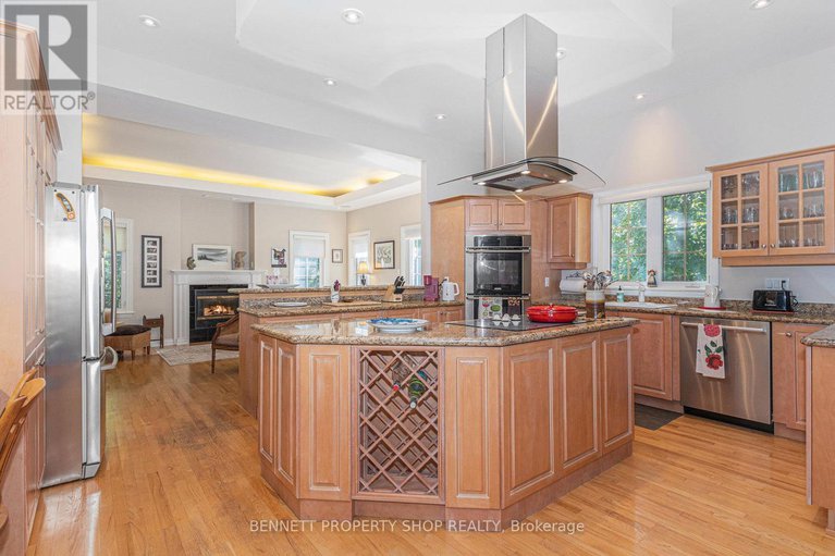 28752704/5-countryside-green/cedar-hillorchard-estates/ottawa/ontario/K2R1B5_10