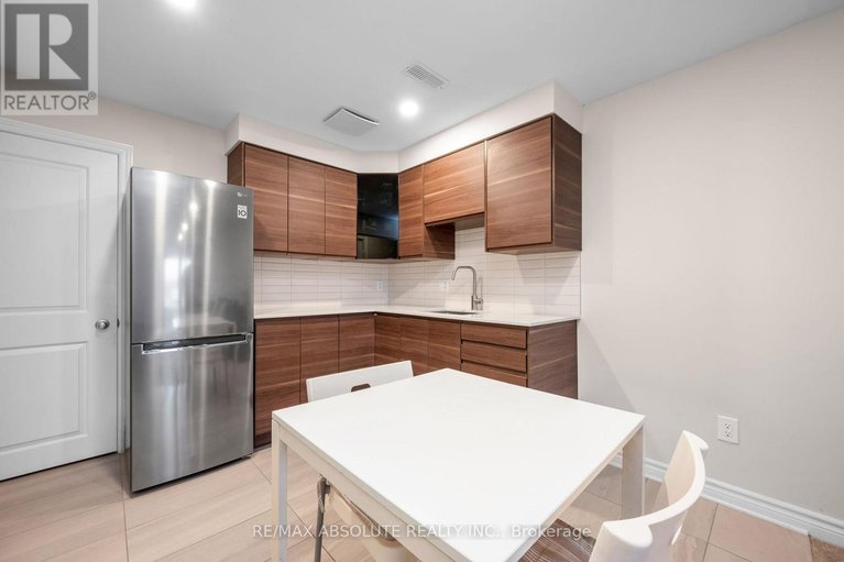 29619478/706-parade-drive/stittsville-south/ottawa/ontario/K2S0Z4_41