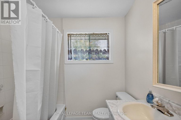28941535/1264-morrison-drive/redwood-park/ottawa/ontario/K2H7L5_29