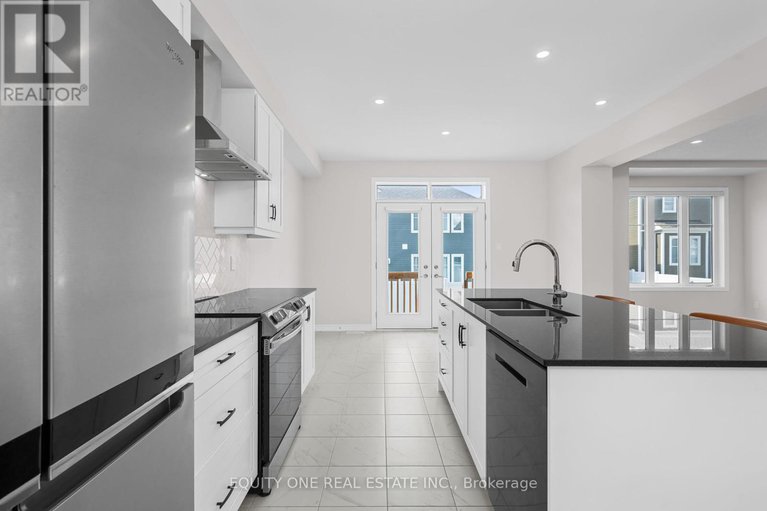 28801060/215-meynell-road/goulbourn-twp-from-franktown-rdsouth-to-rideau/ottawa/ontario/K0A2Z0_14