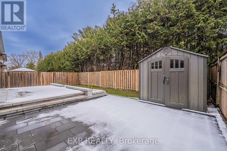 29139967/11-wellsmere-court/rideau-heightsrideau-river/ottawa/ontario/K2E8C2_44