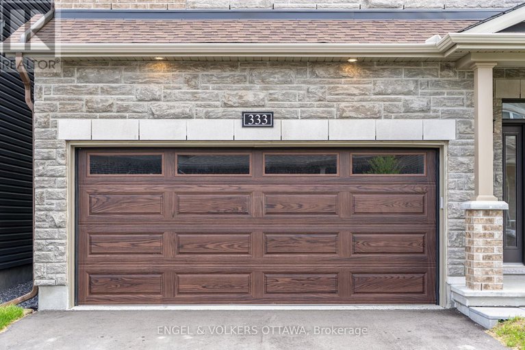 28410364/333-elsie-macgill-walk/morgans-grantsouth-march/ottawa/ontario/K2W0K7_4