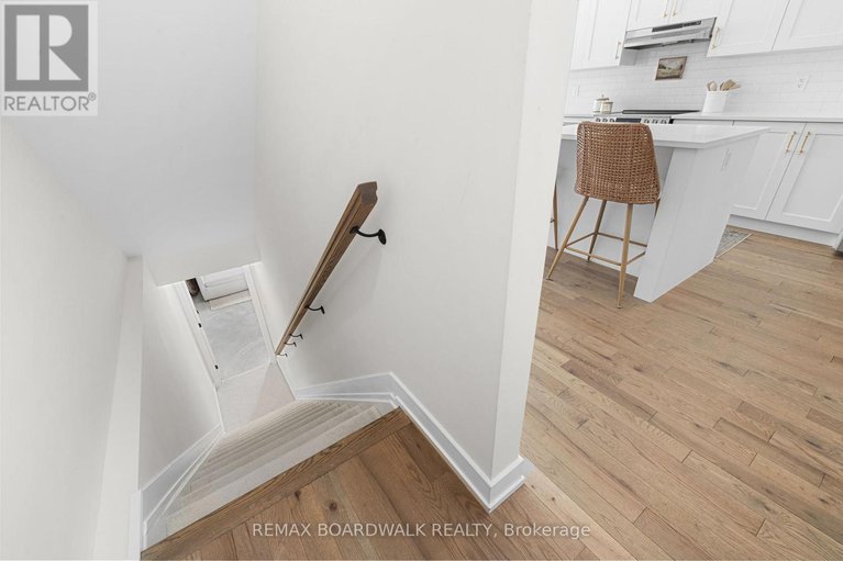 29425299/204-adelaide-street/almonte/mississippi-mills/ontario/K0A1A0_30