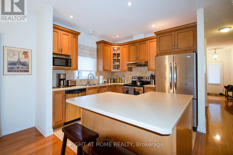 29055944/193-shepody-circle/blossom-parkkemp-parkfindlay-creek/ottawa/ontario/K1T4H9_5