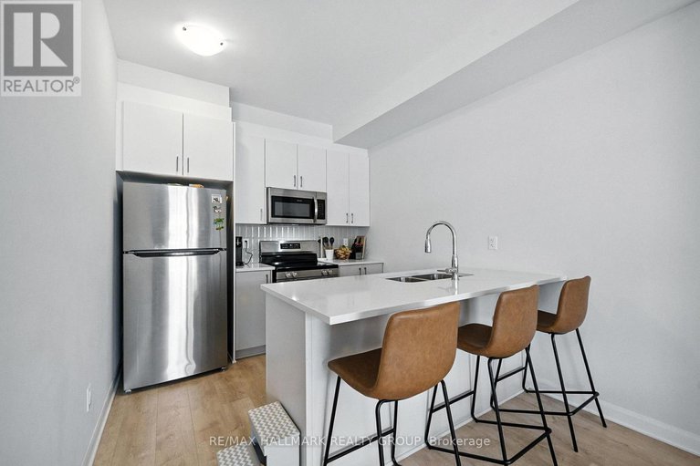 28635890/702-confluence-walk/avalon-west/ottawa/ontario/K4A5M6_14