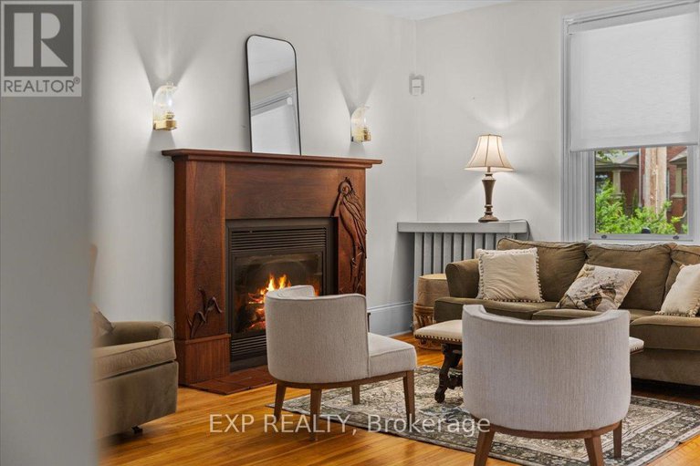 28588521/107-stanley-avenue/new-edinburgh/ottawa/ontario/K1M1N8_13