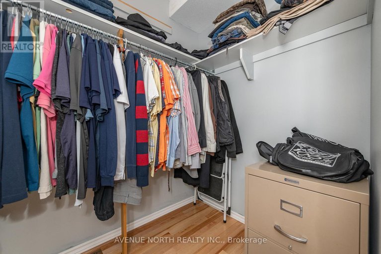 29251026/128-midsummer-terrace/queenswood-heights-south/ottawa/ontario/K1E3V3_30