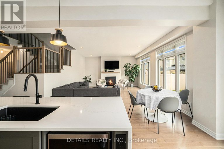 28927823/480-famille-laporte-avenue-s/camelot/ottawa/ontario/K4A1J6_5