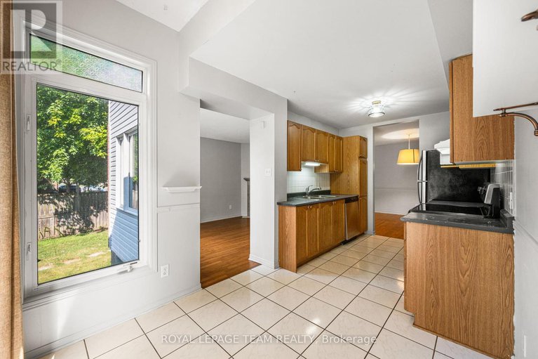 28620820/156-claridge-drive/longfields/ottawa/ontario/K2J5G9_13