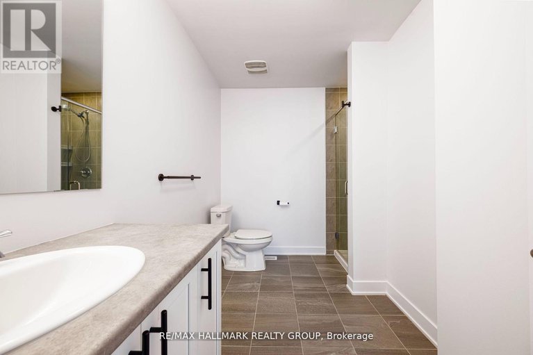 29143523/6357-perth-street/btwn-franktown-rd-fallowfield-rd/ottawa/ontario/K0A2Z0_25