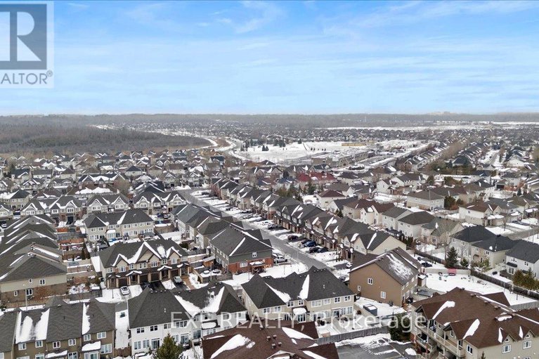 29254442/357-alasken-drive/blossom-parkkemp-parkfindlay-creek/ottawa/ontario/K1T0M4_36