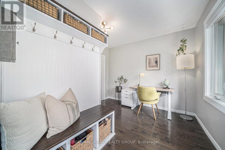 28972487/921-wingate-drive/elmvale-acresurbandale/ottawa/ontario/K1G1S6_16