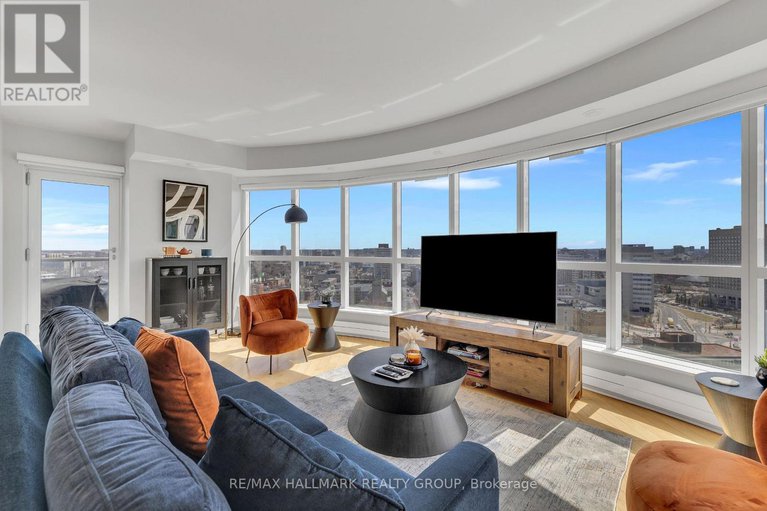 28515144/2301-195-besserer-street/sandy-hill/ottawa/ontario/K1N0B6_5
