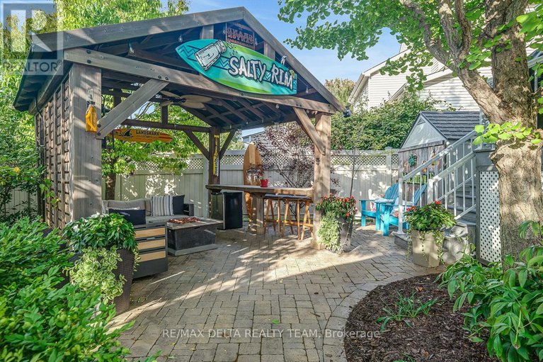 28847378/1971-schroeder-crescent/springridgeeast-village/ottawa/ontario/K4A4P7_45