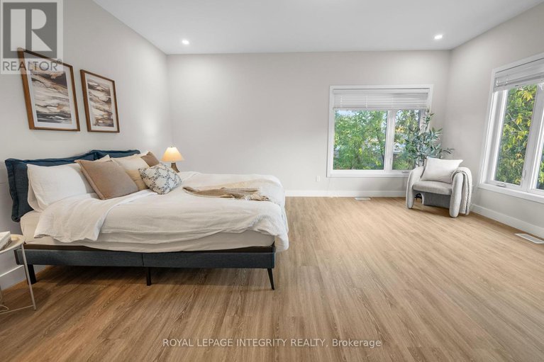 28968738/a-b-247-granville-street/vanier/ottawa/ontario/K1L6Z3_19