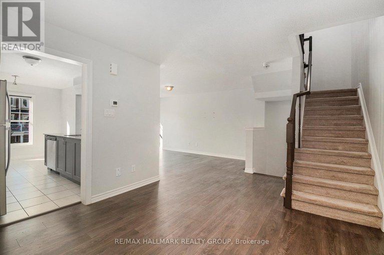 29056305/106-helenium-lane/avalon-west/ottawa/ontario/K4A1C7_4