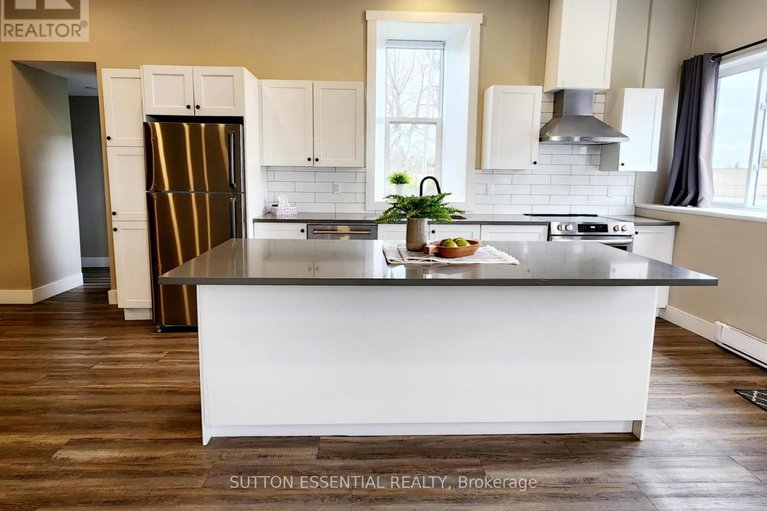 29461393/7794-county-road-21-road/augusta-twp/augusta/ontario/K0E1X0_13