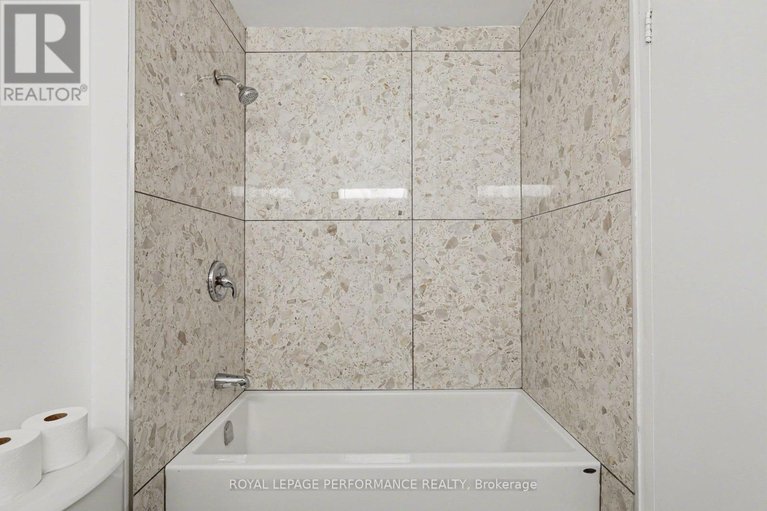 29425118/1584-feather-lane/sawmill-creektimbermill/ottawa/ontario/K1T1V4_27