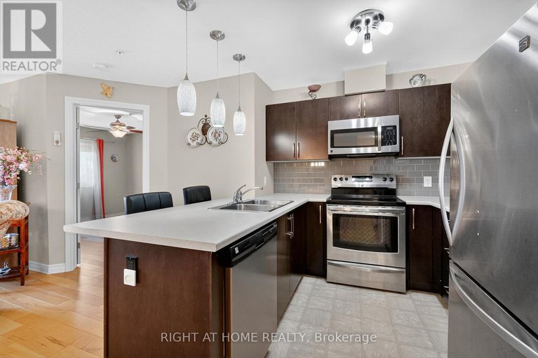28978453/306-141-potts-private/notting-hillsummerside/ottawa/ontario/K4A0X9_17