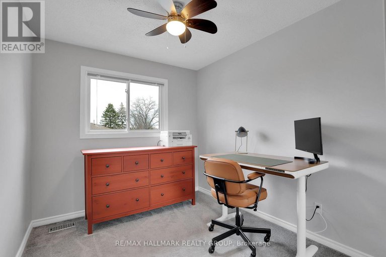 29673890/34-55-bering-court/katimavik/ottawa/ontario/K2L2B8_16