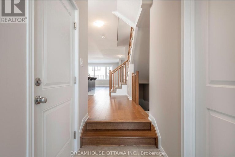 29473229/459-cope-drive/emerald-meadowstrailwest/ottawa/ontario/K2V0P1_4