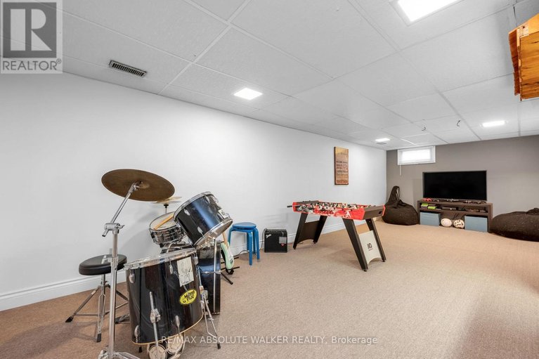 29612924/6289-vorlage-drive/convent-glen-north/ottawa/ontario/K1C2E4_27