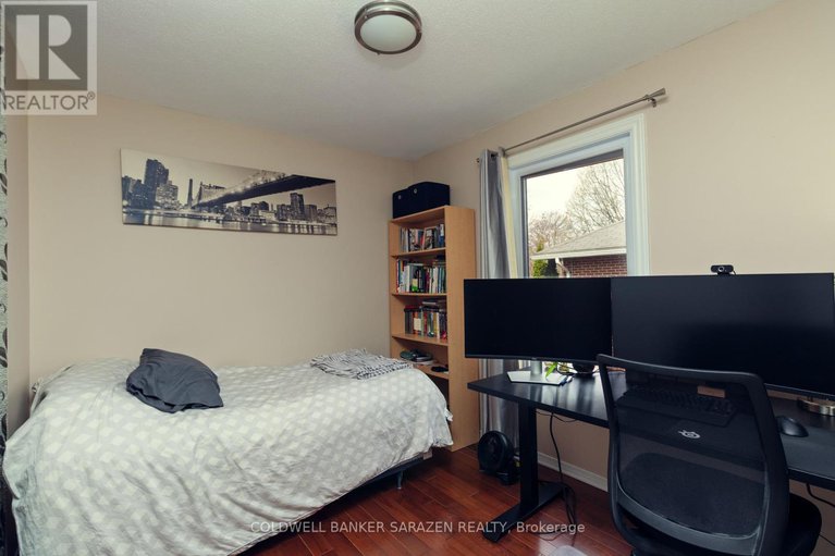 28302138/1325-summerville-avenue/carlington/ottawa/ontario/K1Z8G7_10
