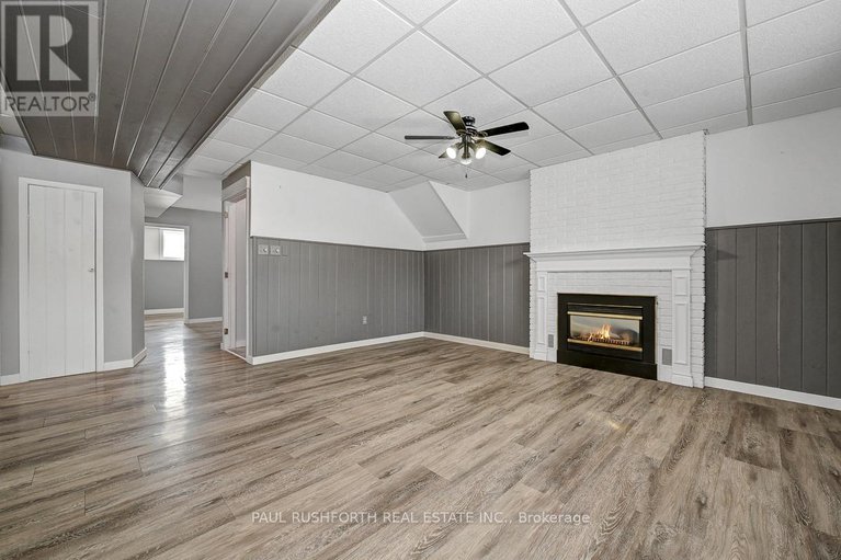 29401586/8-mac-storey-street/richmond/ottawa/ontario/K0A2Z0_34