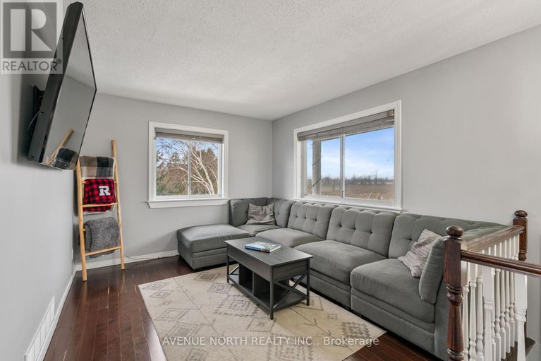 29682400/12472-nesbitt-road/winchester/north-dundas/ontario/K0C2K0_10