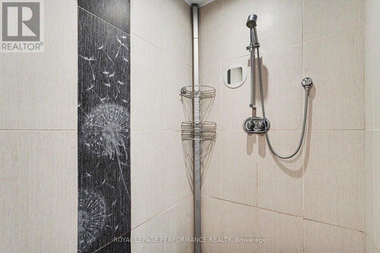 29515520/805-kingsmere-avenue/mckellar-heightsglabar-park/ottawa/ontario/K2A3J8_24