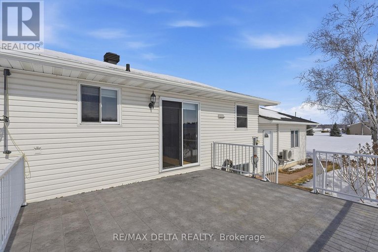 29440007/698-baseline-road/clarencerockland-twp/clarence-rockland/ontario/K0A1N0_28