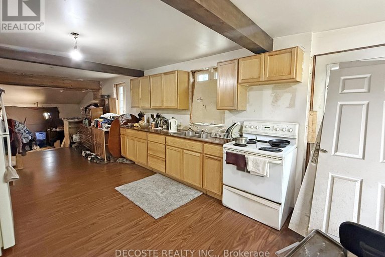 28529048/2903-county-20-road/north-glengarry-kenyon-twp/north-glengarry/ontario/K0C1T0_11