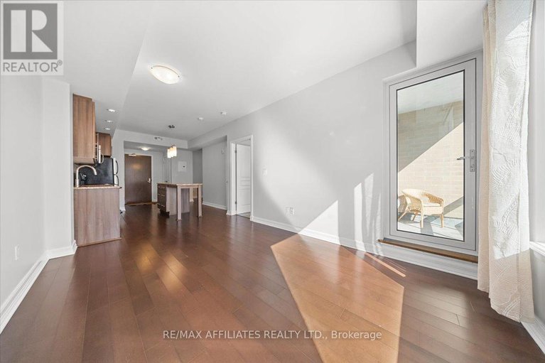 28450553/303-238-besserer-street/sandy-hill/ottawa/ontario/K1N6B1_11