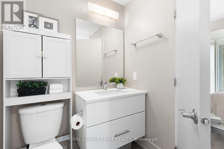 28841580/502-108-richmond-road/westborohampton-park/ottawa/ontario/K1Z0B3_17