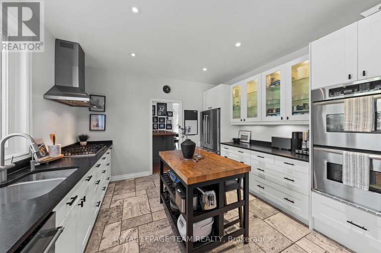 29638185/1342-revell-drive/manotick-village-manotick-estates/ottawa/ontario/K4M1K8_19