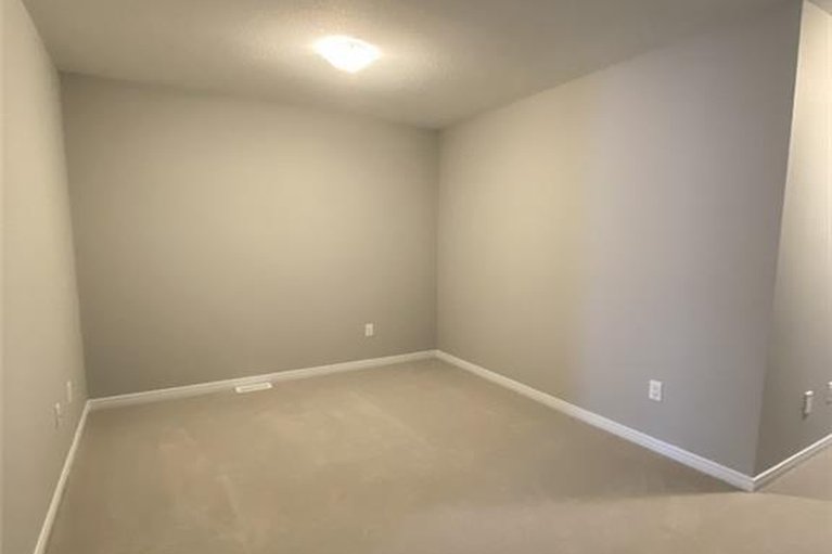 29603330/487-cope-drive/emerald-meadowstrailwest/ottawa/ontario/K2S1B6_11