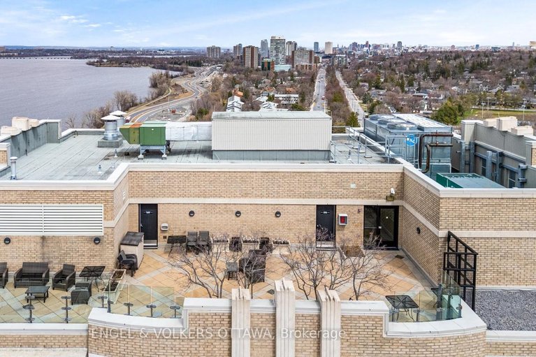 29646080/1106-75-cleary-avenue/woodroffe/ottawa/ontario/K2A1R8_41