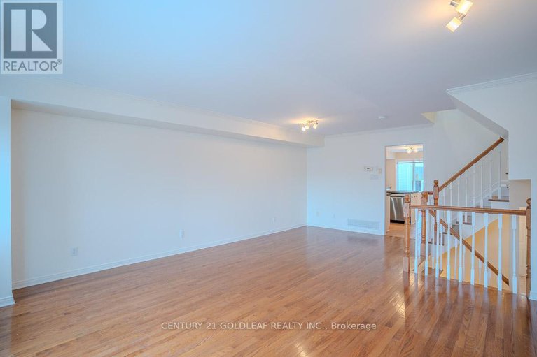 29137648/4-schoolhouse-private/lindenlea/ottawa/ontario/K1M2J5_4