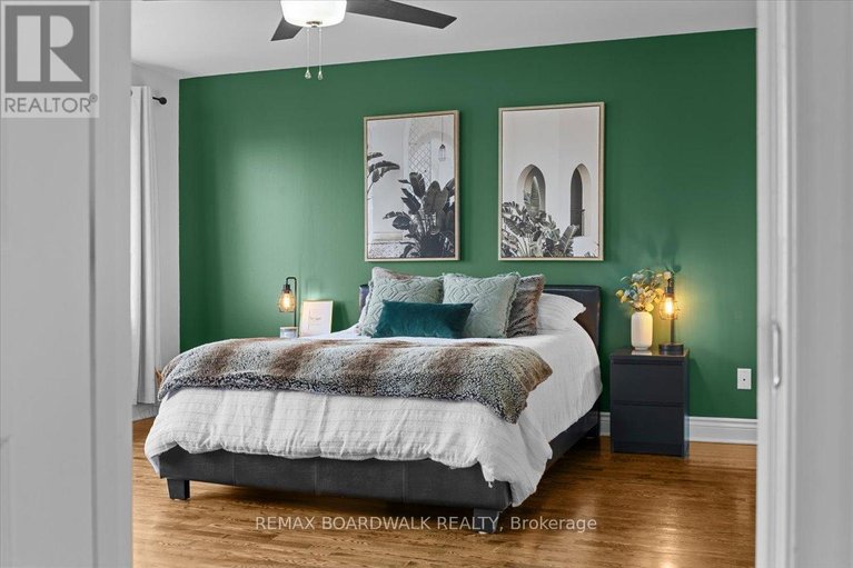 29616180/6830-breanna-cardill-street/greely/ottawa/ontario/K4P0C1_32