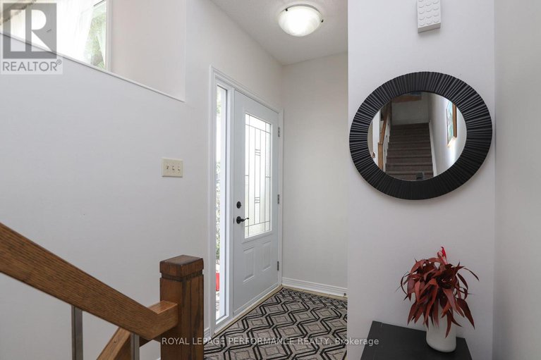 28932597/a-2-lovell-lane/westcliffe-estates/ottawa/ontario/K2H9B6_4