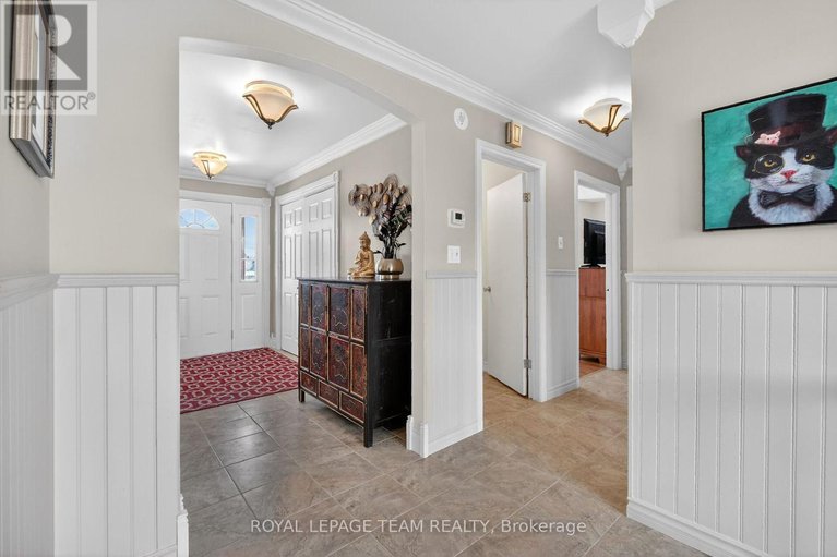 29437879/955-lacroix-road/clarencerockland-twp/clarence-rockland/ontario/K0A2A0_6