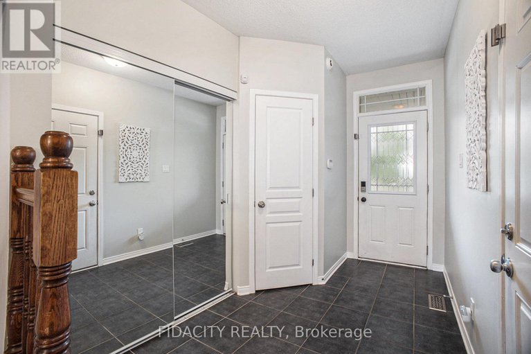 28418816/1493-carronbridge-circle/emerald-meadowstrailwest/ottawa/ontario/K2M0G7_2
