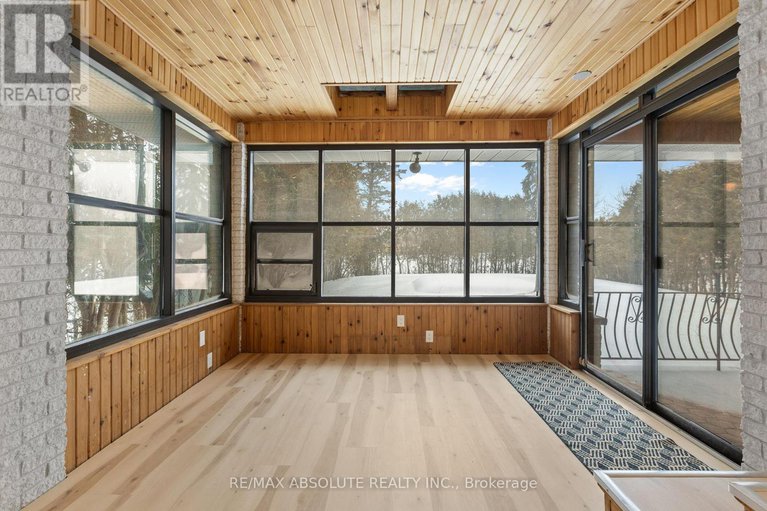 29327360/1444-normandy-crescent/carleton-heights/ottawa/ontario/K2C0N6_21